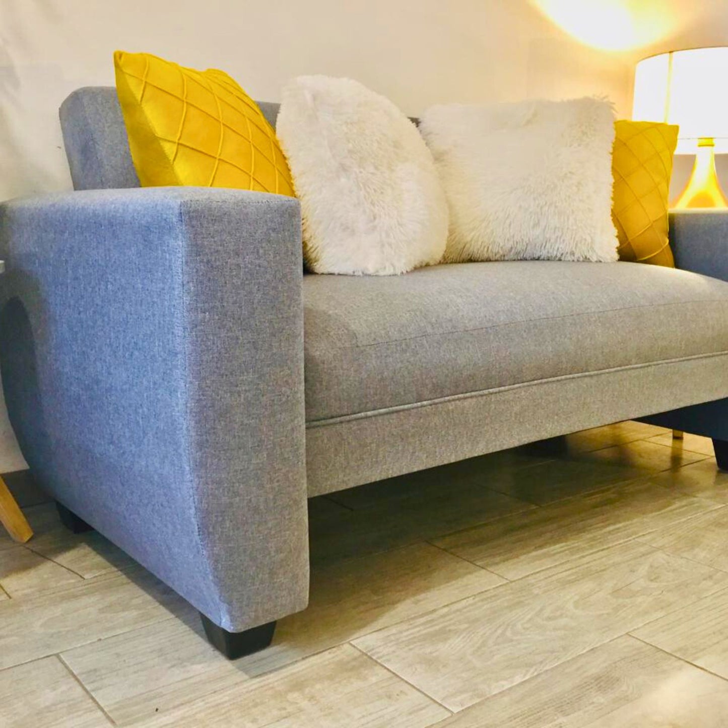 Sofá Sydney 1.50 – Lino Gris Claro