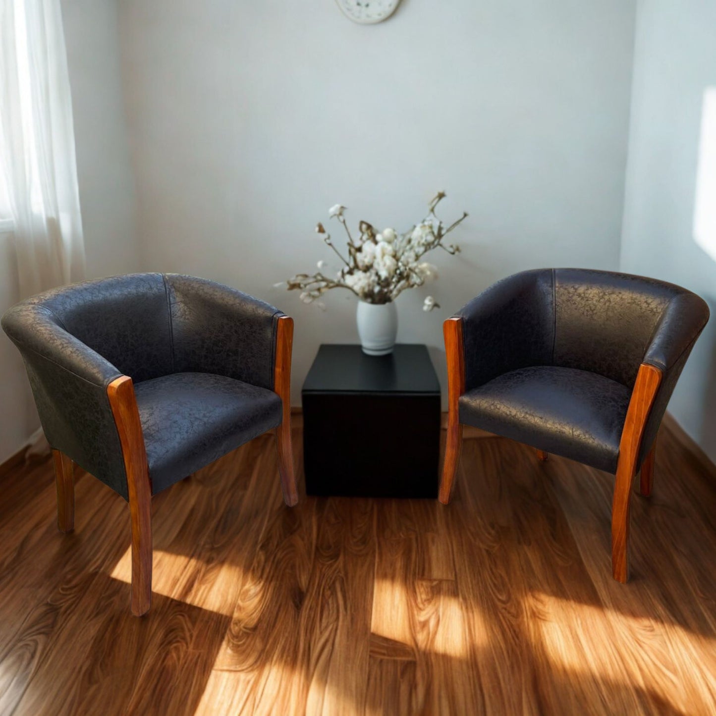 Set poltronas | Cuero uruguayo envejecido negro
